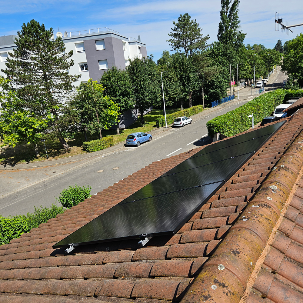 micro-onduleurs Enphase installation solaire Bourg-en-Bresse